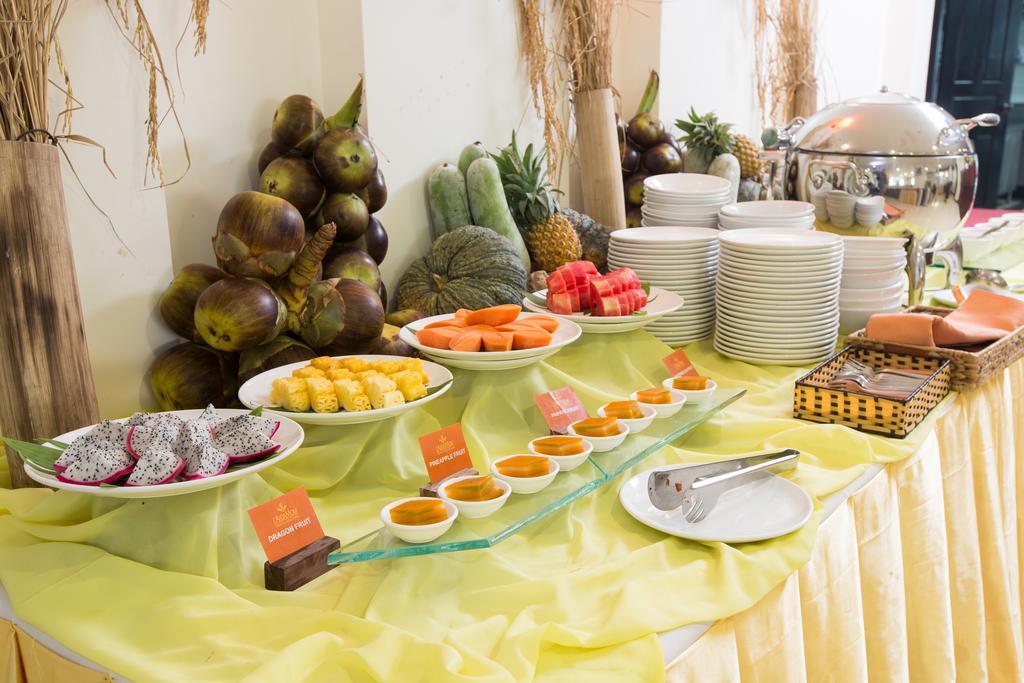 Cardamom Hotel & Apartment Phnom Penh Bagian luar foto