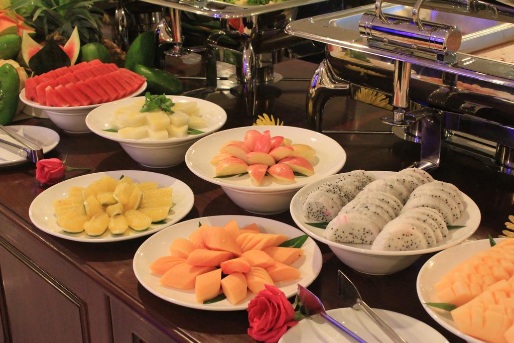 Cardamom Hotel & Apartment Phnom Penh Bagian luar foto