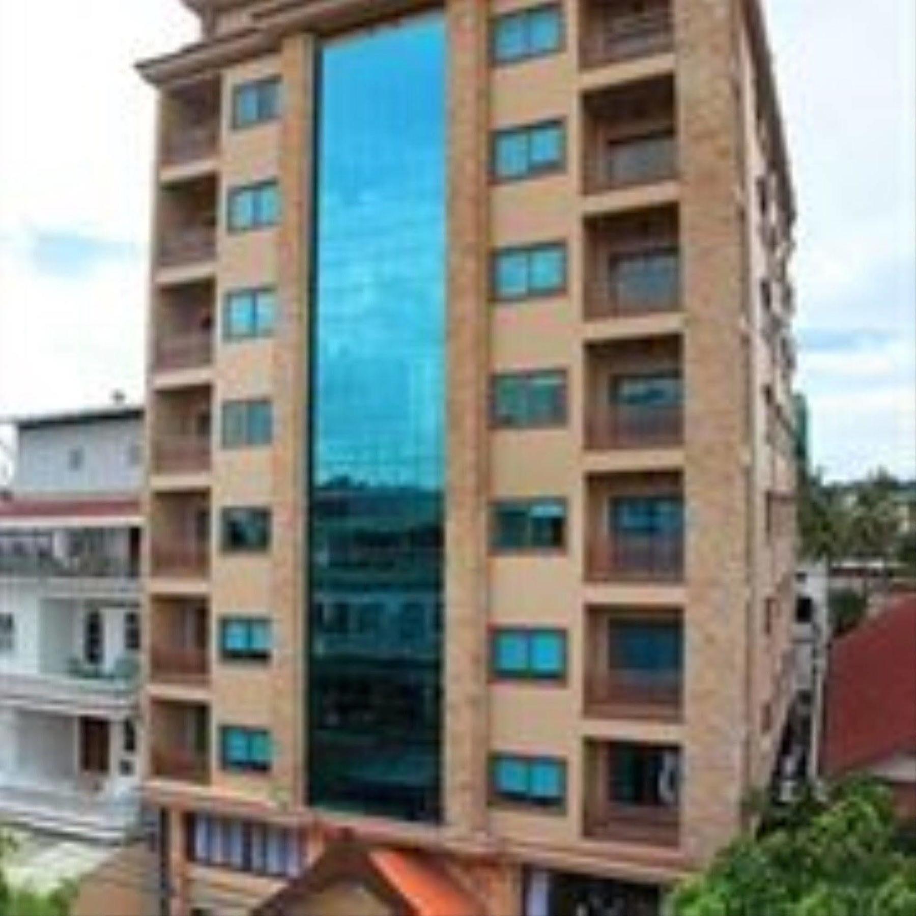 Cardamom Hotel & Apartment Phnom Penh Bagian luar foto