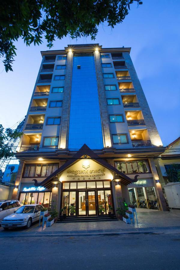 Cardamom Hotel & Apartment Phnom Penh Bagian luar foto
